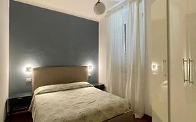The Painting Apartment. A Central And Lovely Apartment In Milan
